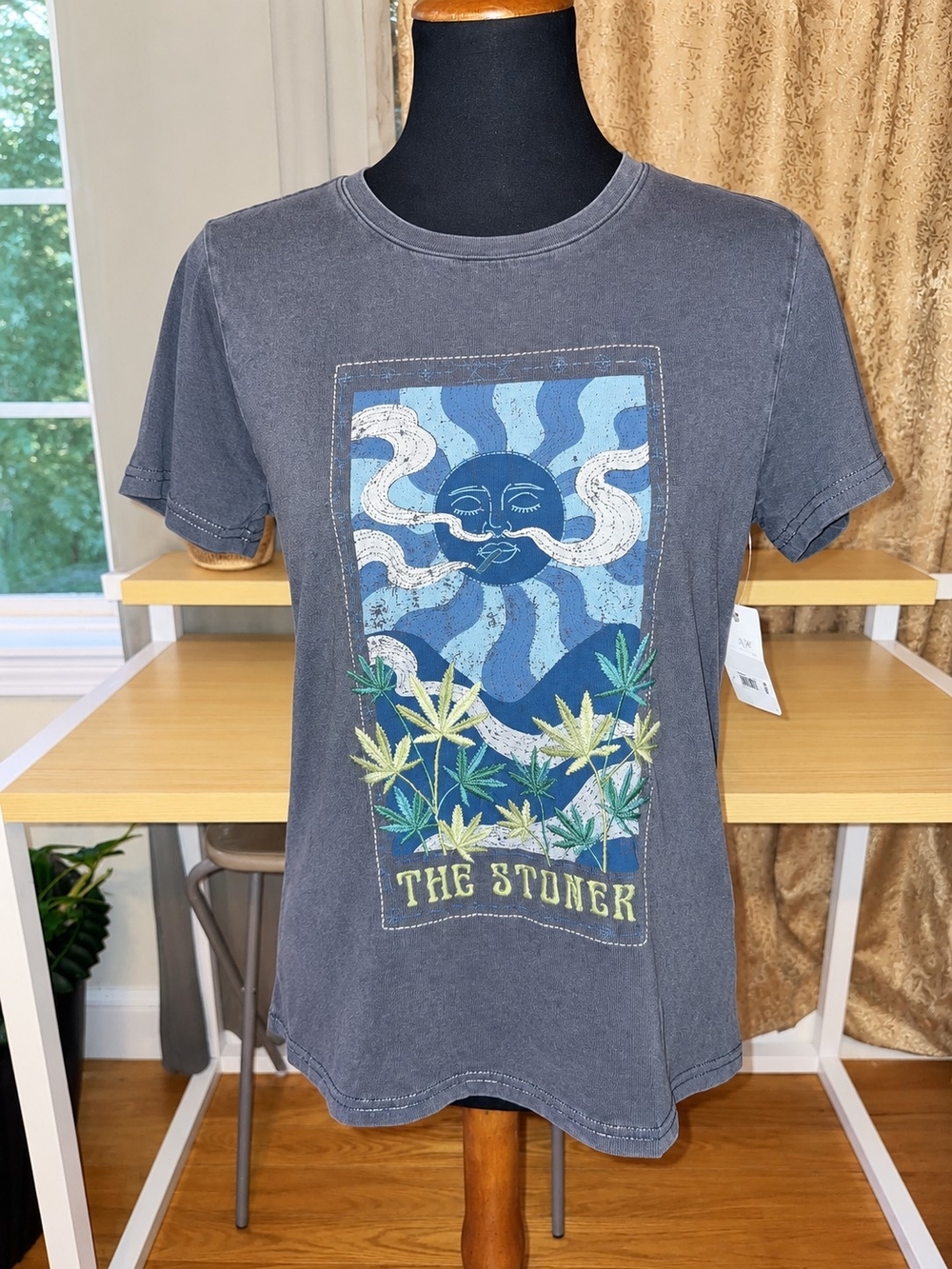 NWT Lucky Brand The Stoner Unisex Small Graphic Short Sleeve Tee  Charcoal